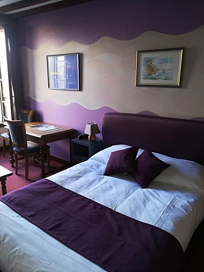Hostellerie Saint Martin- Logis Hotel Et Restaurant Creully sur Seulles المظهر الخارجي الصورة