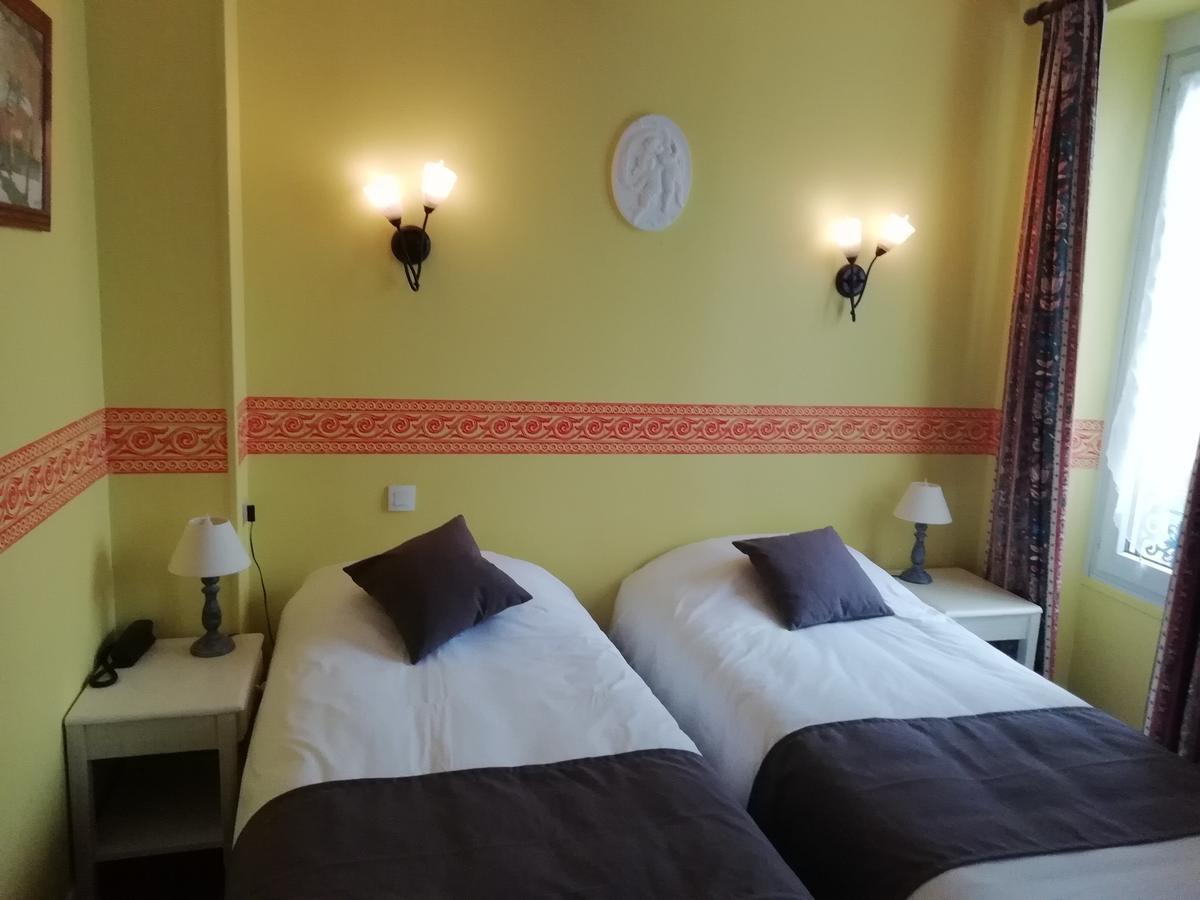 Hostellerie Saint Martin- Logis Hotel Et Restaurant Creully sur Seulles المظهر الخارجي الصورة